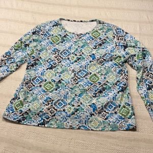 Long sleeved cotton shirt